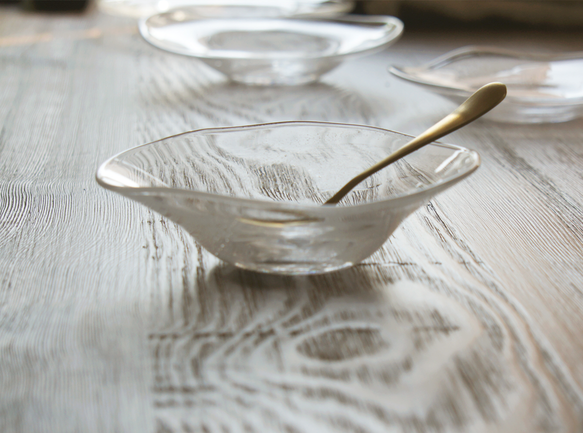 〈 flow 〉 unevenness bowl | 不揃いな中鉢